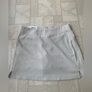 New with tags! 32 Degrees Cool Gray Athletic Skort.